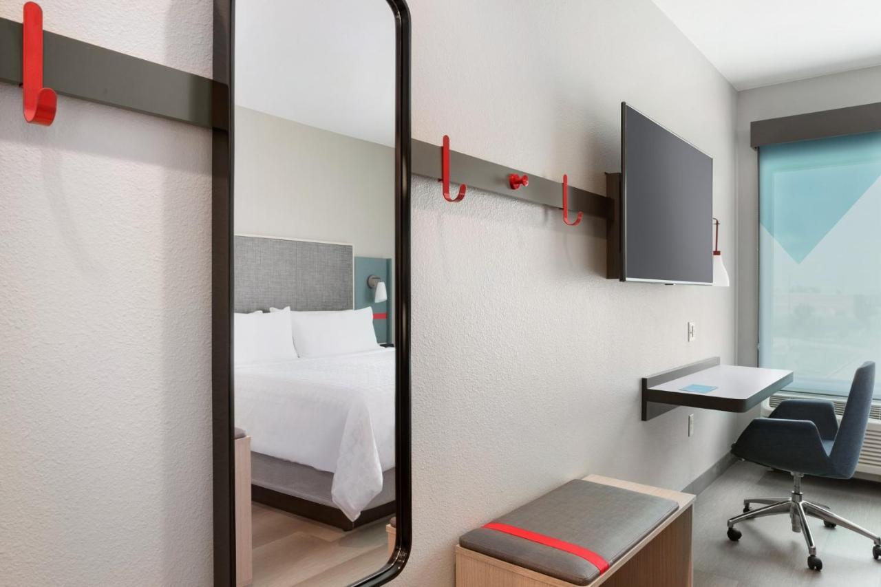 Avid Hotels Elkhart North By Ihg Bagian luar foto